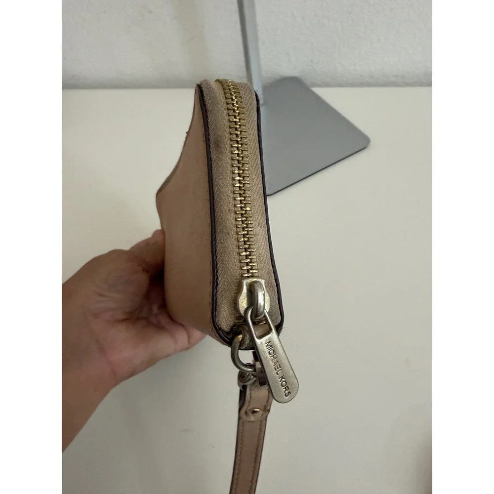 Michael‎ Kors Jet Set Blush Pink Saffiano Leather Zip Around Wristlet Wallet